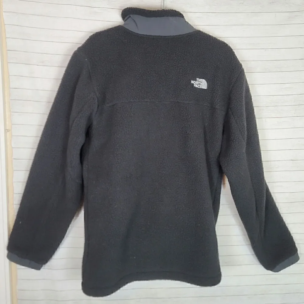 TNF Parkview 1/2 Snap Front Peak Sherpa Pullover in Black/Asphalt Gray, sz L